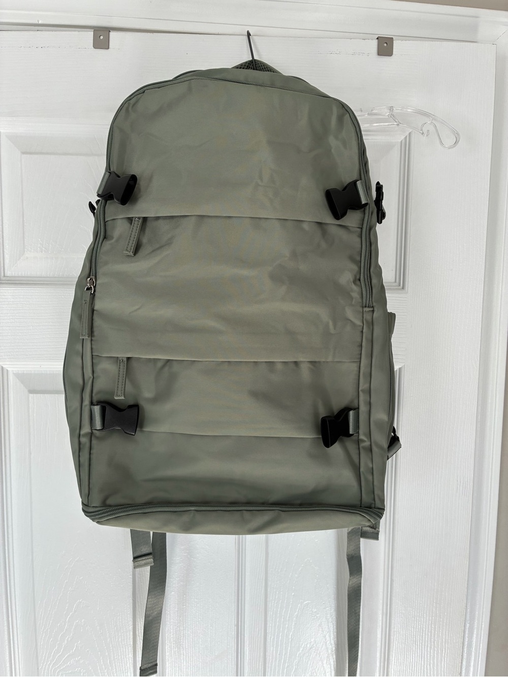 NWT Army Green Large Travel Backpack – Carry-On Style